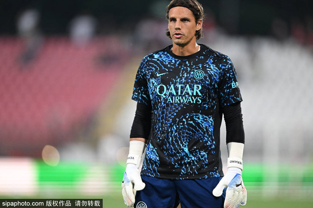 皇冠信用盘出租代理
_国米与曼城的门将交易：索默与阿坎吉的市场动态分析