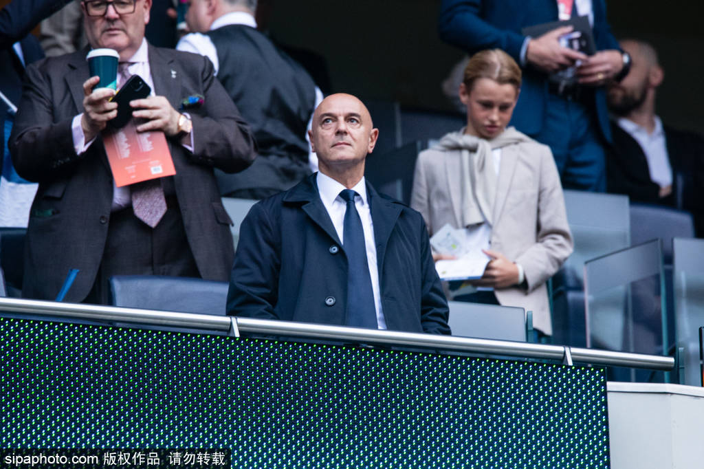 国际友谊赛足球_重磅国际友谊赛足球！热刺俱乐部官方宣布：列维结束25年主席任职生涯