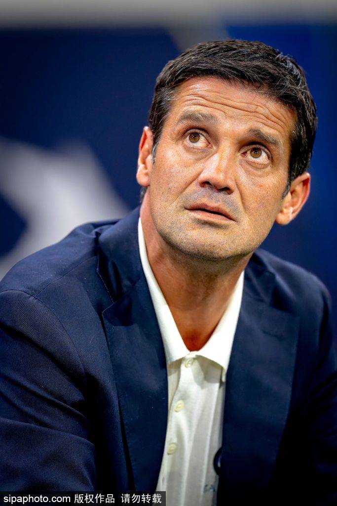 皇冠信用网会员开户申请_小图拉姆闪耀欧冠：3-0大胜背后的战术解密与球员故事