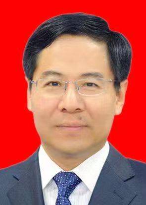 皇冠信用盘开户
_河北张家口市委常委、常务副市长张涛获任张家口市代市长