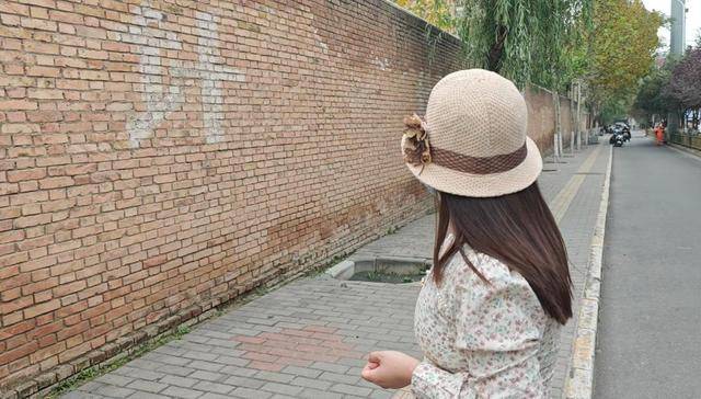 皇冠信用网代理登3
_女子街头遭猥亵皇冠信用网代理登3
,嫌犯获刑8个月!受害人申请抗诉