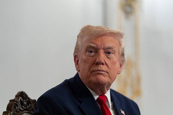 皇冠信用網平台
_特朗普:将无限期暂停来自“第三世界国家”的移民