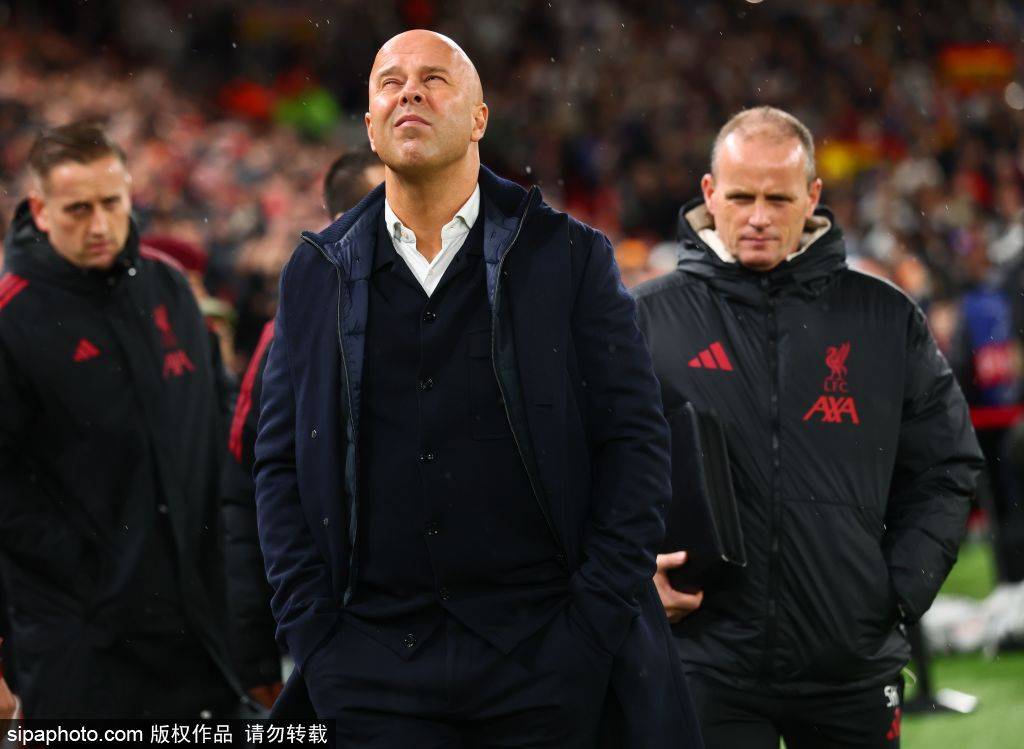 138信用盘出租
_利物浦主帅斯洛特做出惊人决定:萨拉赫罕见坐上替补席