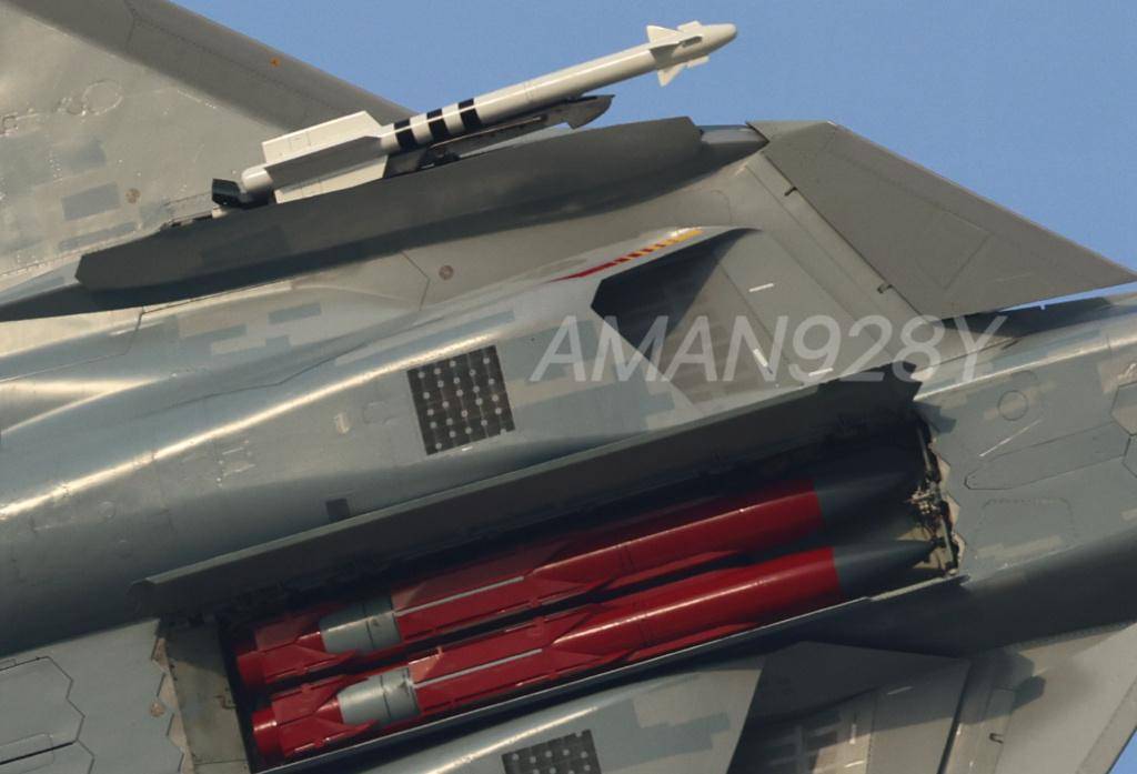 RB莱比锡足球
_发现大鱼了！炸烂乌克兰全境RB莱比锡足球
，苏57突防，“全球禁用”导弹又开火