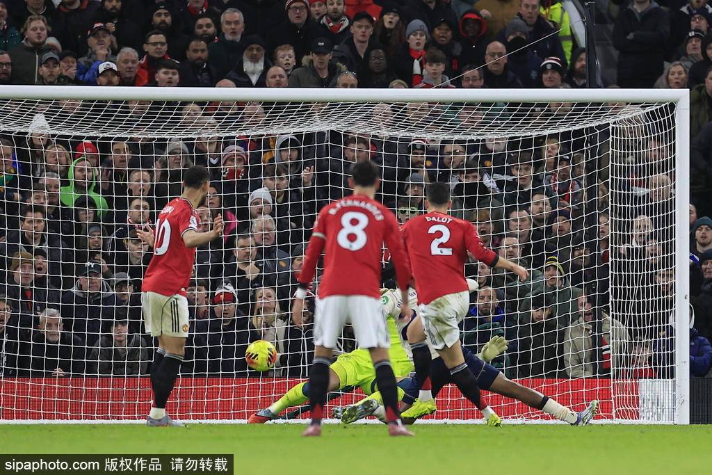 皇冠信用代理流程_英超-攻击线哑火达洛特破门 曼联1-1西汉姆近5轮仅1胜