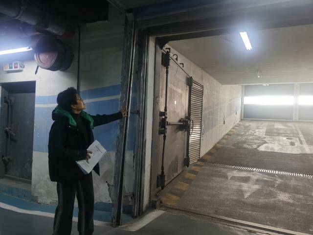 C罗确认2026世界杯后退役_自家别墅门口咋不能停车了？青岛一小区实施管理新规C罗确认2026世界杯后退役，物业称消防通道严禁占用