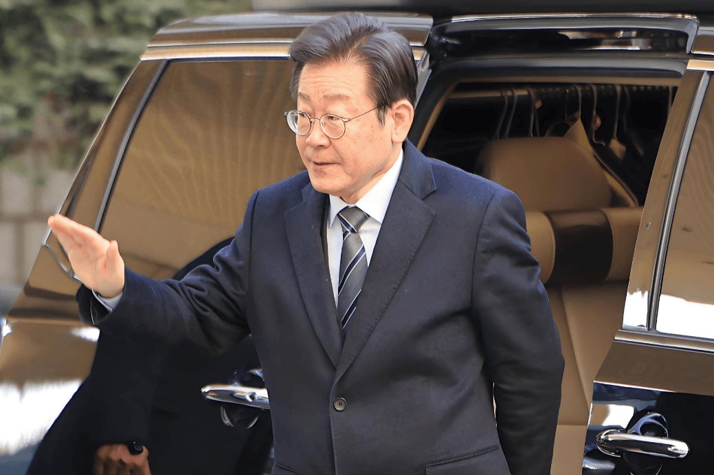 皇冠信用网登1_李在明还未登机访华皇冠信用网登1，日韩就共同抗议中国？韩国总统已先和高市早苗约好见面地点