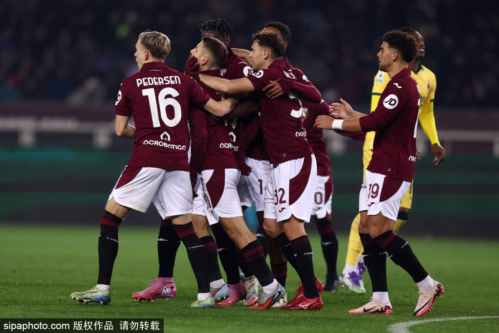 皇冠信用網登3出租_19岁小将梅开二度皇冠信用網登3出租，帮助AC米兰逆转对手！他让人想起了马尔蒂尼