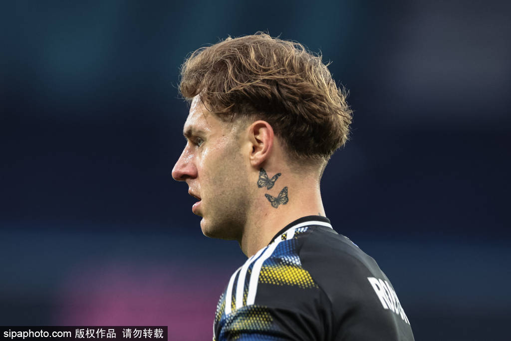 皇冠信用网在线注册_又香又臭皇冠信用网在线注册!赖因德斯本场1球+1失误致丢球 2关键传球+4对抗0成功