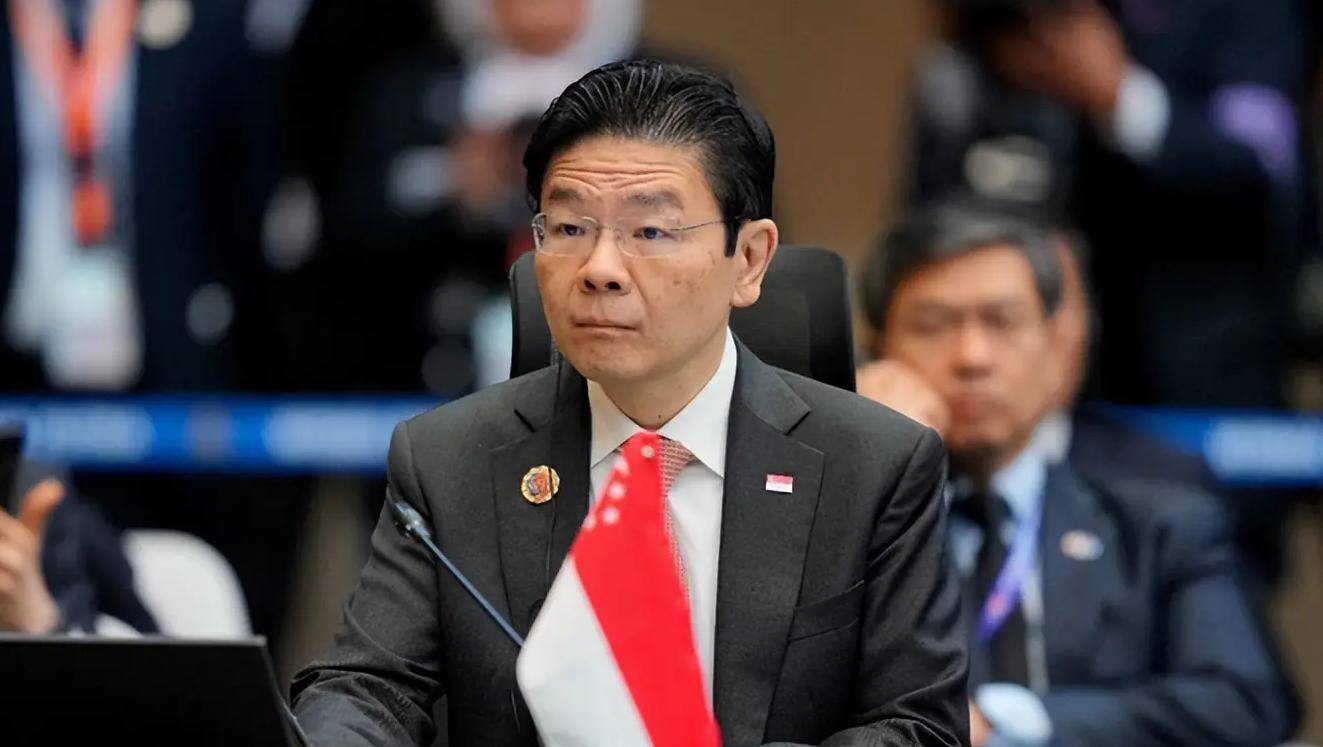 正版皇冠信用网代理_新加坡总理黄循财表态：绝不让中国从这个国家多拿走一片芯片