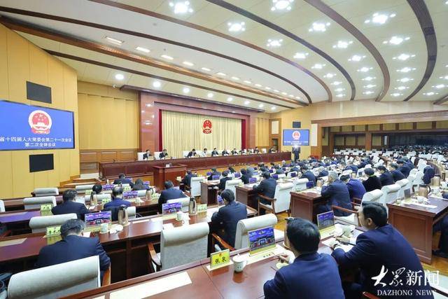 皇冠信用网会员开户申请_山东省委书记、省人大常委会主任林武皇冠信用网会员开户申请，向副省长李晓龙颁发任命书