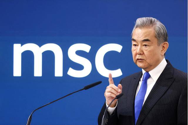 皇冠平台
_中日交锋后皇冠平台
,高市态度强硬,新加坡措辞变了,日本会长放弃访华