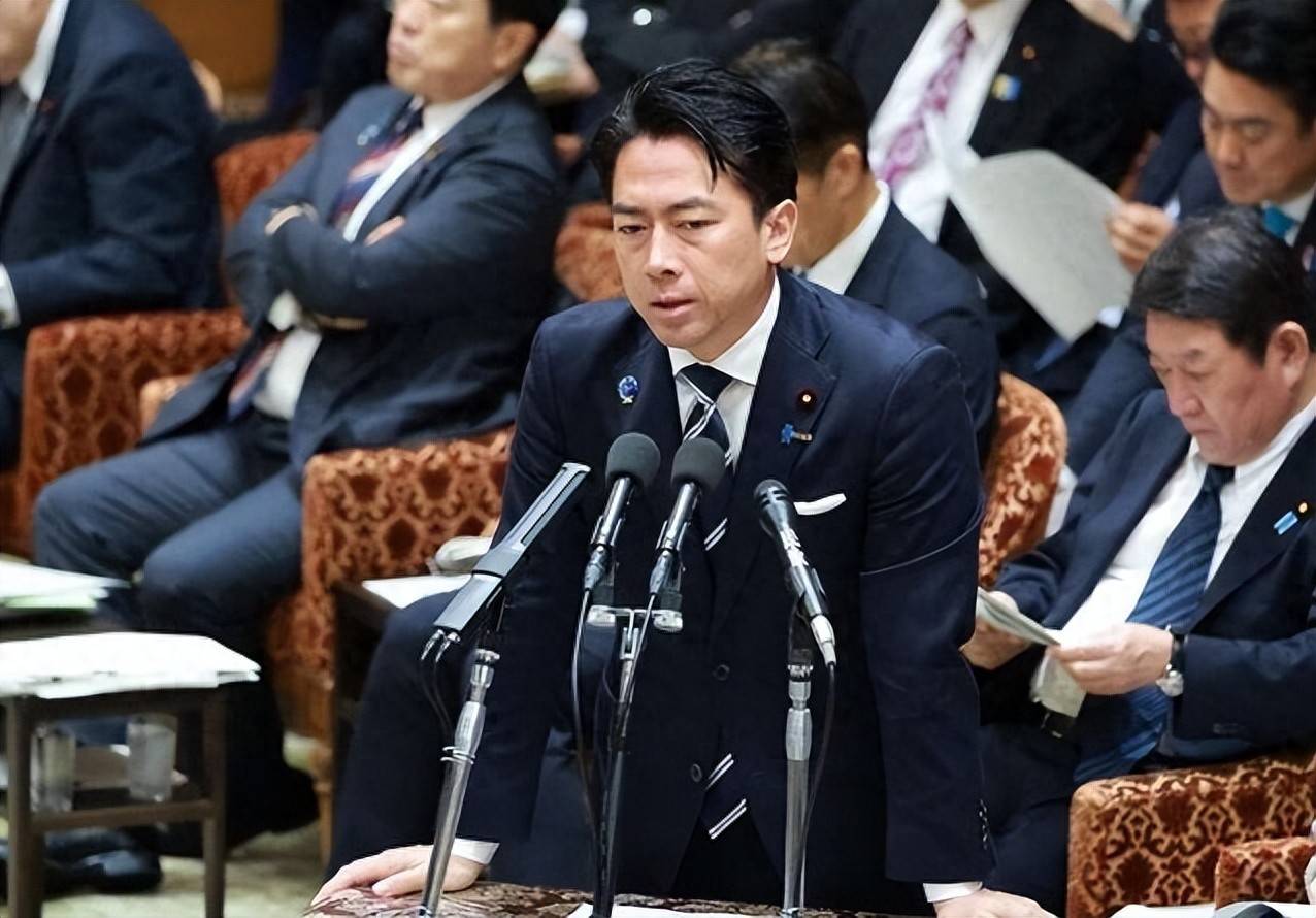 皇冠信用网会员账号_有核武和轰炸机就没资格批评日本?小泉回击中方指控皇冠信用网会员账号,越说越站不住脚!